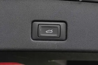Audi Q4 e-tron, 210 kW, elekter, automaat, tagavedu