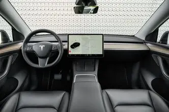 Tesla Model Y, 378 kW, elekter, automaat, nelikvedu
