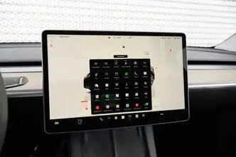 Tesla Model Y, 378 kW, elekter, automaat, nelikvedu