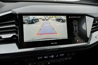 Audi Q4 e-tron, 210 kW, электричество, автомат, полный привод