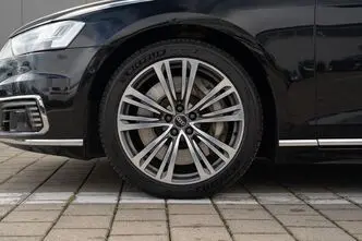 Audi A8, 330 kW, elekter, automaat, nelikvedu