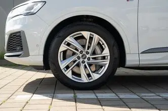 Audi Q7, 3.0, 280 kW, plug-in hybrid, automatic, four-wheel drive