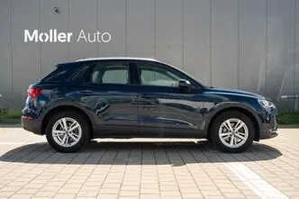 Audi Q3, 2.0, 110 kW, diesel, automatic, four-wheel drive