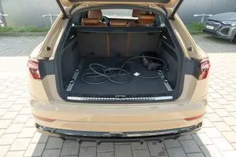 Audi Q8, 3.0, 290 kW, бензин, автомат, полный привод