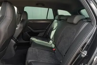 Škoda Superb, 1.4, 160 kW, pistikhübriid, automaat, esivedu