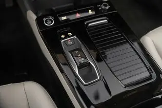 Audi Q6, 0.1, 225 kW, bensiin, automaat, tagavedu