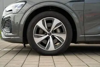 Audi Q8 e-tron, 300 kW, elekter, automaat, nelikvedu