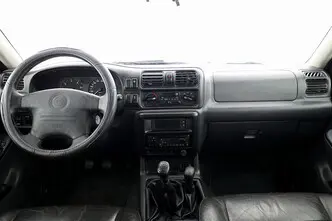 Opel Frontera, 2.2, 115 kW, diisel, manuaal, nelikvedu