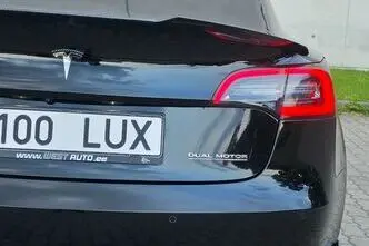 Tesla Model 3, 155 kW, electric, automatic, four-wheel drive