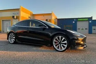 Tesla Model 3, 155 kW, electric, automatic, four-wheel drive