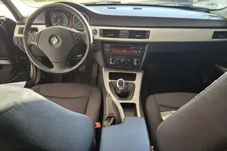 BMW 320, 2.0, 135 kW, дизель, механическая, задний привод
