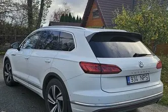 Volkswagen Touareg, 3.0, 210 kW, дизель, автомат, полный привод