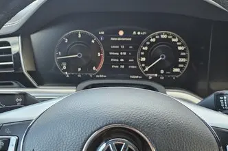 Volkswagen Touareg, 3.0, 210 kW, дизель, автомат, полный привод