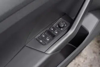 Volkswagen T-Cross, 1.0, 85 kW, bensiin, automaat, esivedu