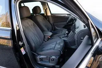 Volkswagen Tiguan, 2.0, 110 kW, diesel, automatic, front-wheel drive