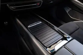 Volkswagen ID.7, 210 kW, electric, automatic, front-wheel drive