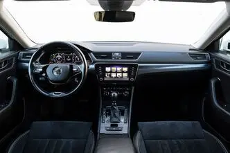 Škoda Superb, 1.4, 160 kW, подключаемый гибрид, автомат, передний привод