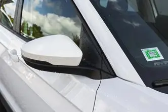 Volkswagen T-Cross, 1.0, 81 kW, bensiin, automaat