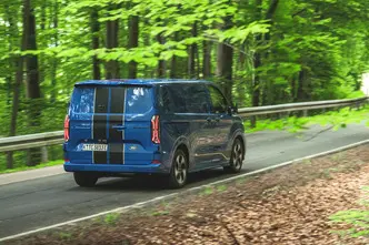 Ford Transit Custom, 2.0, 85 kW, дизель, механическая, передний привод