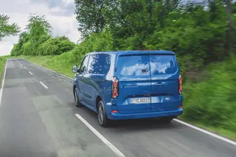 Ford Transit Custom, 2.0, 85 kW, дизель, механическая, передний привод