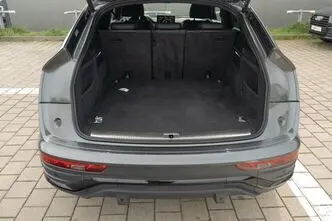 Audi Q5, 2.0, 195 kW, plug-in hybrid, automatic, four-wheel drive