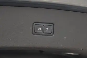 Audi Q5, 2.0, 195 kW, plug-in hybrid, automatic, four-wheel drive