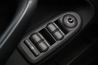 Ford C-Max, 1.8, 92 kW, бензин, механическая, передний привод