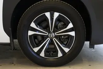 Toyota bZ4X, 73 kW, electric, front-wheel drive