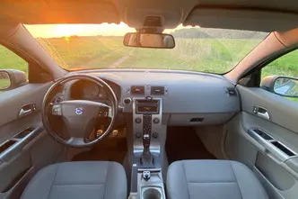Volvo C30, 2.0, 100 kW, дизель, механическая, передний привод