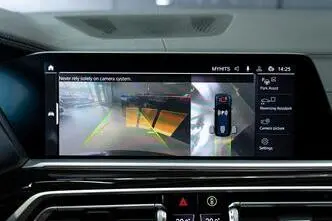 BMW X7, 3.0, 250 kW, petrol, automatic, four-wheel drive