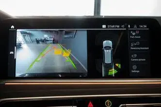 BMW X7, 3.0, 250 kW, hybrid, automatic, four-wheel drive