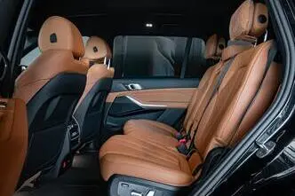BMW X7, 3.0, 250 kW, hybrid, automatic, four-wheel drive