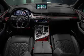 Audi SQ7, 4.0, 320 kW, дизель, автомат, полный привод