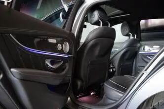 Mercedes-Benz E 63 AMG, 4.0, 450 kW, petrol, automatic, four-wheel drive