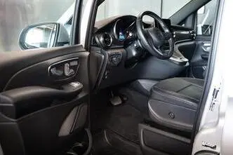 Mercedes-Benz V 300, 2.0, 174 kW, diesel, automatic, four-wheel drive