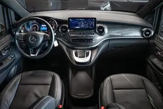 Mercedes-Benz V 300, 2.0, 174 kW, diesel, automatic, four-wheel drive