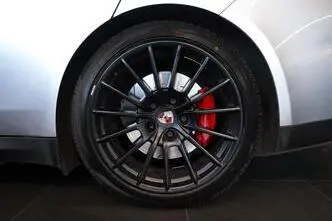 Porsche Panamera, 4.8, 324 kW, petrol, automatic, four-wheel drive