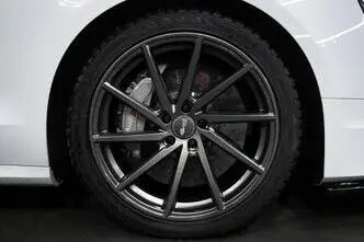 Audi S8, 4.0, 445 kW, petrol, automatic, four-wheel drive