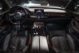 Audi S8, 4.0, 445 kW, petrol, automatic, four-wheel drive