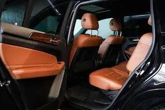 Mercedes-Benz GLS 400, 3.0, 245 kW, petrol, automatic, four-wheel drive