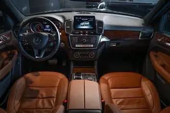 Mercedes-Benz GLS 400, 3.0, 245 kW, petrol, automatic, four-wheel drive