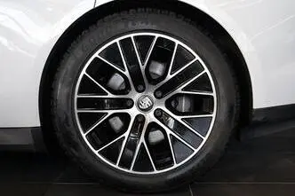 Porsche Taycan, 120 kW, elekter, automaat, tagavedu