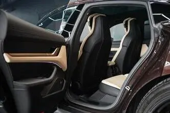 Porsche Taycan, 142 kW, elekter, automaat, nelikvedu