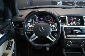 Mercedes-Benz GL 63 AMG, 5.5, 410 kW, bensiin, automaat, nelikvedu