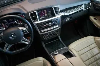 Mercedes-Benz GL 63 AMG, 5.5, 410 kW, bensiin, automaat, nelikvedu