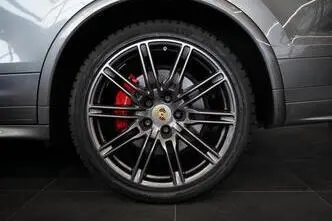 Porsche Cayenne, 3.6, 324 kW, petrol, automatic, four-wheel drive