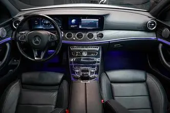 Mercedes-Benz E 220, 2.0, 143 kW, diesel, automatic, four-wheel drive