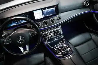 Mercedes-Benz E 220, 2.0, 143 kW, diesel, automatic, four-wheel drive
