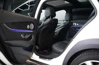 Mercedes-Benz E 220, 2.0, 143 kW, diesel, automatic, four-wheel drive