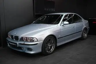 BMW M5, 4.9, 294 kW, bensiin, manuaal, tagavedu